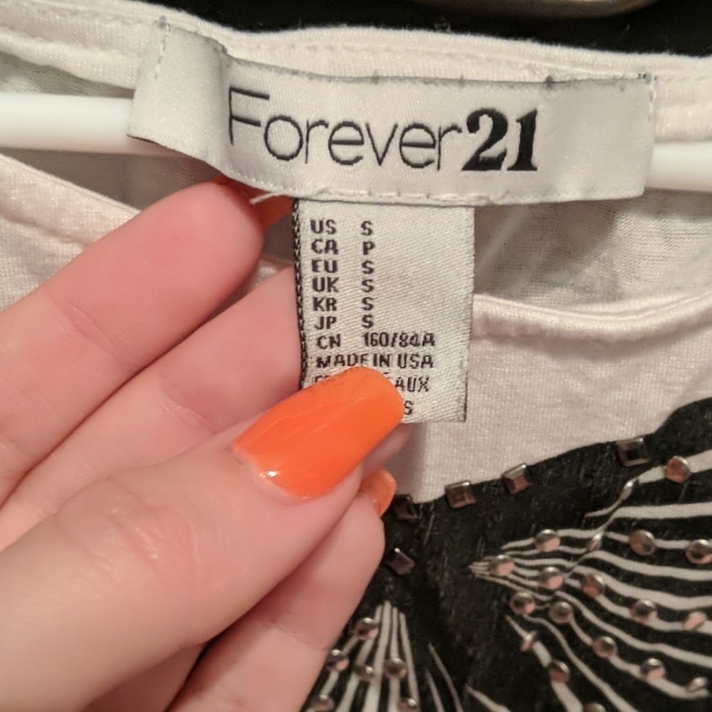 Abstract Print Top - Picture 3 of 3